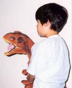 Dino����O�b�Y���