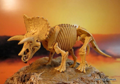 �g���P���S�g���i