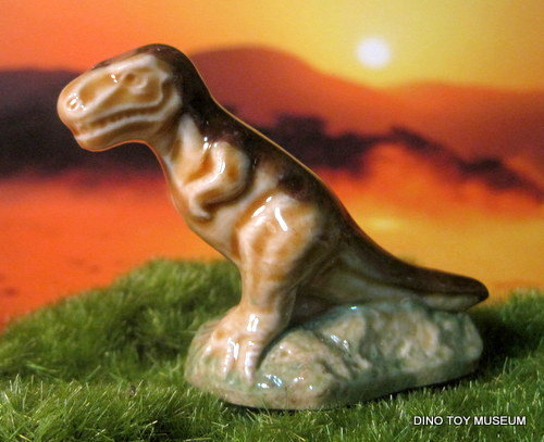 �e�B���m�T�E���X