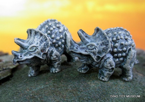 �g���P���g�v�X