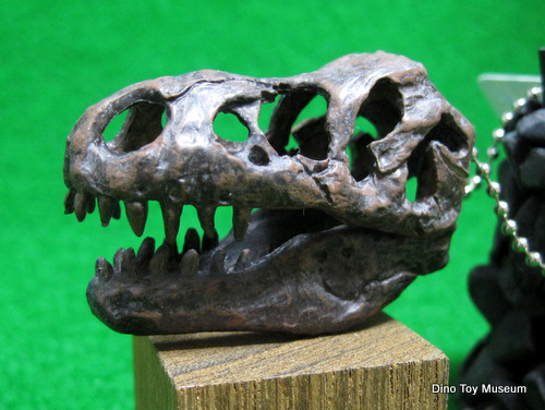 �e�B���m�T�E���X